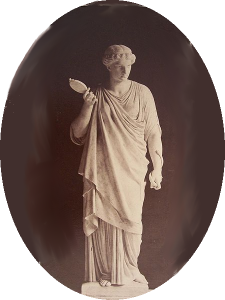 representación de la prudencia mediante una escultura griega clásica